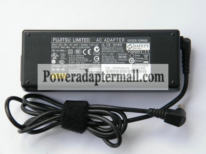 Original Fujitsu FMV-AC503 FMV-AC503A 19V 6.32A AC Power Adapter